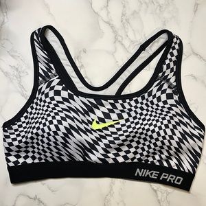 Nike Pro Checkered Sport Bra